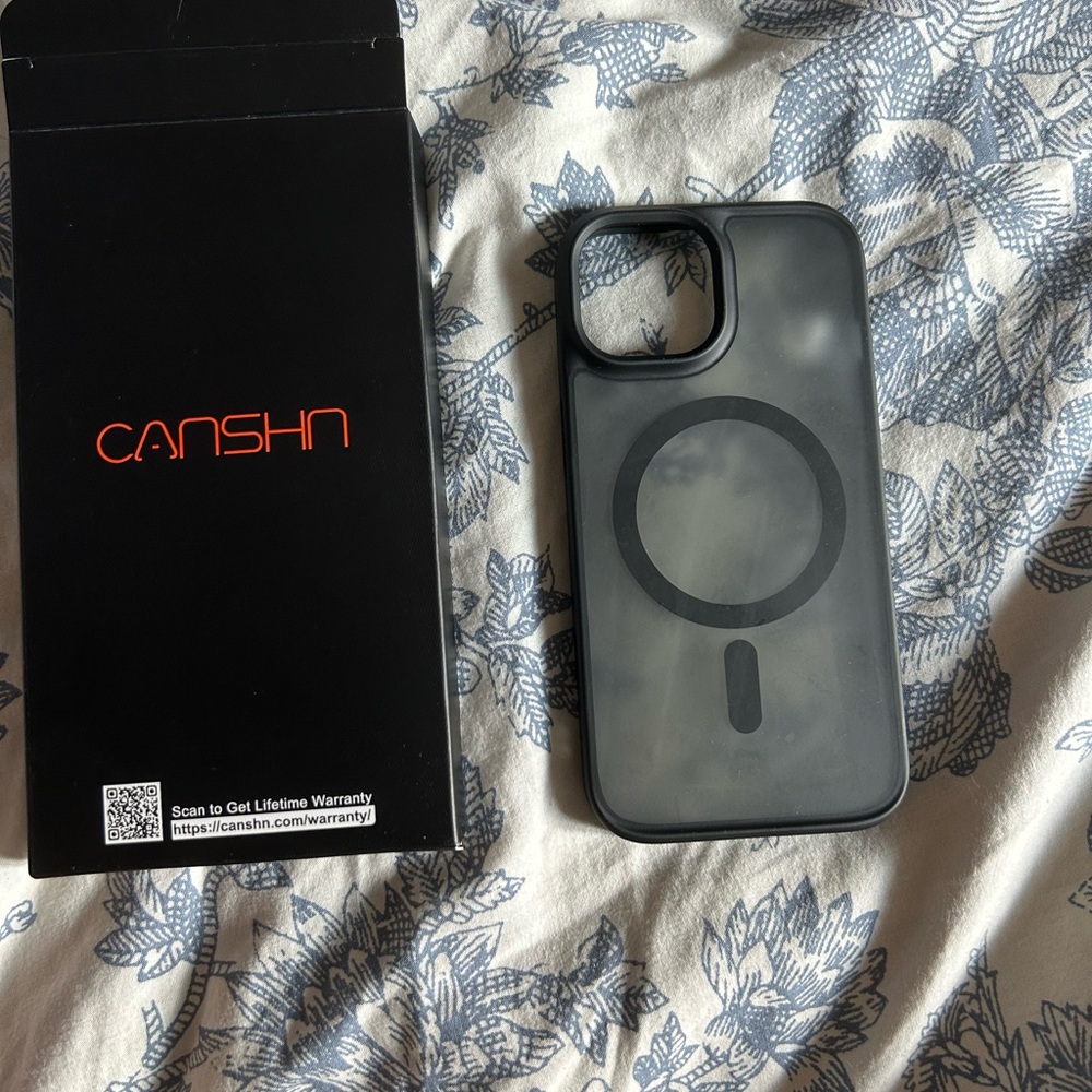 iPhone 14 / 15 case